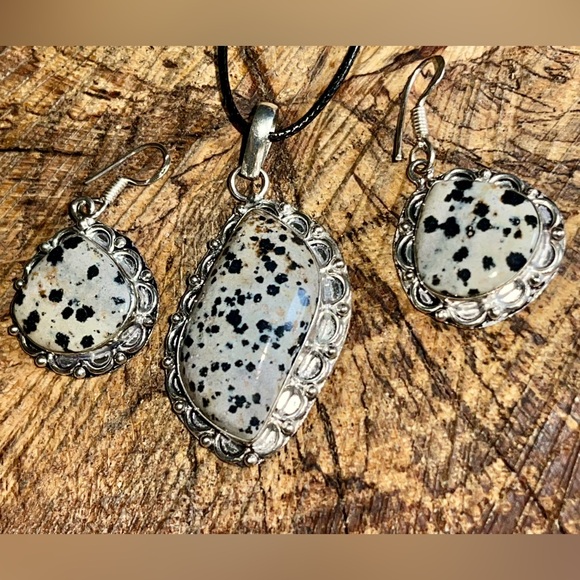 Dalmation Jasper Pendant & Earrings Set - Picture 3 of 8